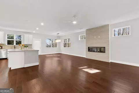 Living - 3592 Amarath Ter, Duluth, GA 30096 photo 2 of 7