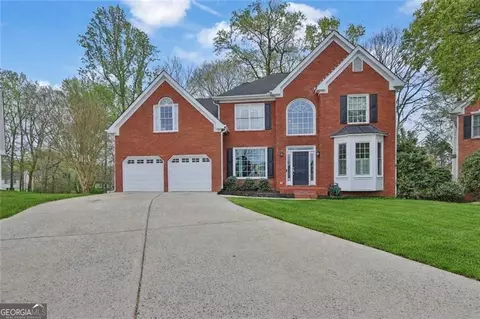 1826 Lone Oak Ct, Lawrenceville, GA 30043