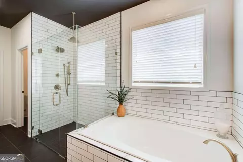 Bath - 1773 Crosswaters Ct, Dacula, GA 30019 photo 4 of 6
