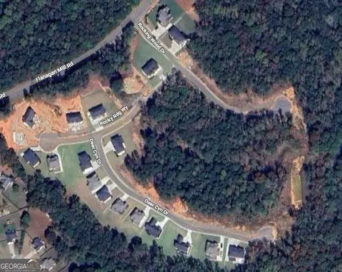 123 Rocking Wood Dr, Auburn, GA 30011