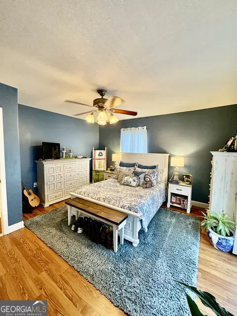 Bedroom - 348 S Victory Dr, Lyons, GA 30436 photo 6 of 6