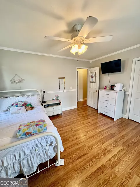 Bedroom - 348 S Victory Dr, Lyons, GA 30436 photo 2 of 6
