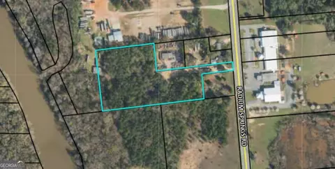 2021 Radium Springs Rd, Albany, GA 31705