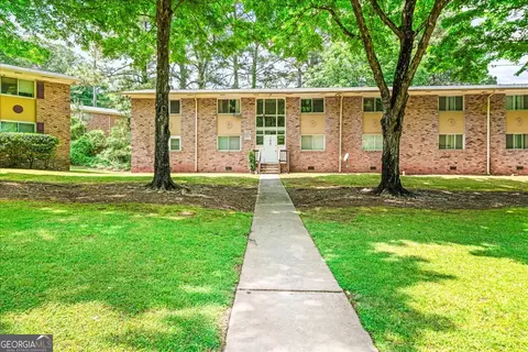 1627 Line Cir, Decatur, GA 30032