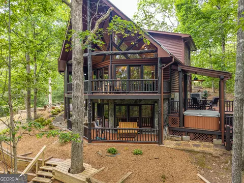 114 Arapaho Walk, Mineral Bluff, GA 30559