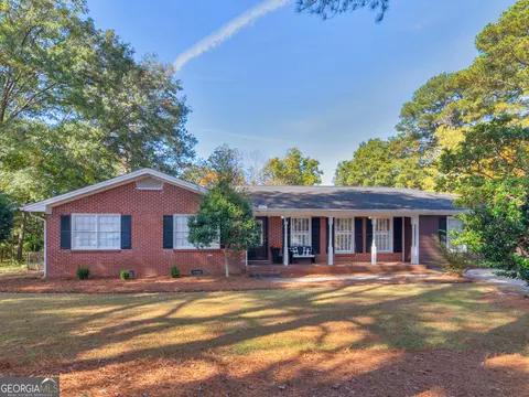 280 Burke Cir, Mcdonough, GA 30253