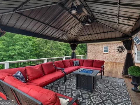 Exterior - 221 Hummingbird Ct, Hampton, GA 30228 photo 9 of 10