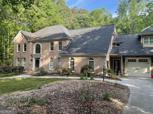 5279 Rocky Hill Dr SW, Lilburn, GA 30047