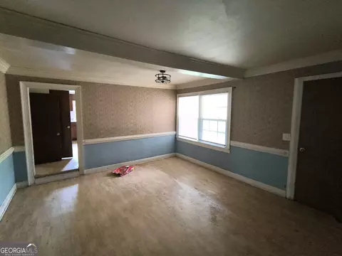 Living - 1762 Cornell Dr, Augusta, GA 30904 photo 3 of 4