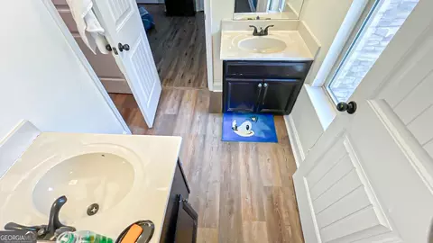 Bath - 3281 Alhambra Cir, Hampton, GA 30228 photo 2 of 5