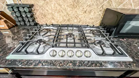 Kitchen - 3281 Alhambra Cir, Hampton, GA 30228 photo 7 of 7