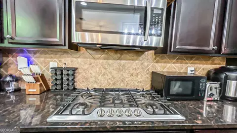 Kitchen - 3281 Alhambra Cir, Hampton, GA 30228 photo 6 of 7