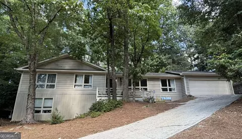 310 Clear Creek Ct, Roswell, GA 30076