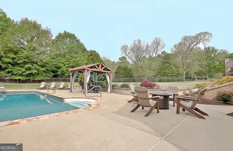 Exterior - 100 Wickham Dr, Tyrone, GA 30290 photo 19 of 45