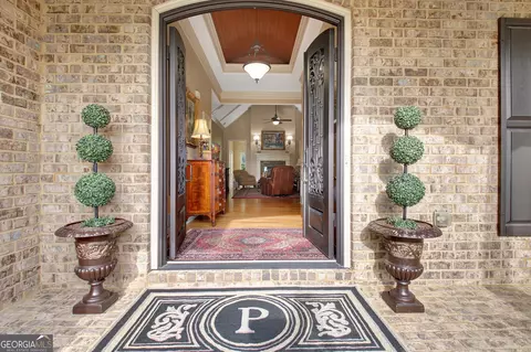 Entry Way - 100 Wickham Dr, Tyrone, GA 30290 photo 3 of 21