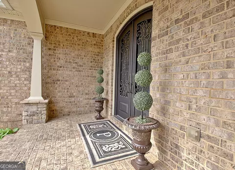 Exterior - 100 Wickham Dr, Tyrone, GA 30290 photo 9 of 45