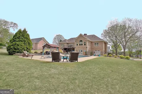 Exterior - 100 Wickham Dr, Tyrone, GA 30290 photo 28 of 45