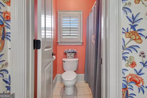Bath - 100 Wickham Dr, Tyrone, GA 30290 photo 11 of 15