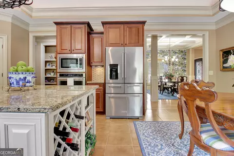Kitchen - 100 Wickham Dr, Tyrone, GA 30290 photo 4 of 11