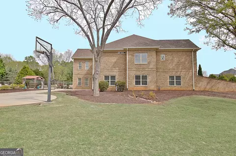 Exterior - 100 Wickham Dr, Tyrone, GA 30290 photo 41 of 45