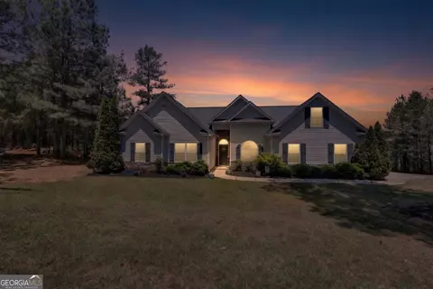 Exterior - 10 Pine Shadow Cir, Covington, GA 30016 photo 3 of 5
