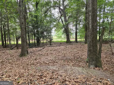 6045 Cara Dr, Macon, GA 31216 photo 8
