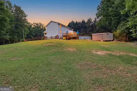 Exterior - 129 Foxdale Ct, Toccoa, GA 30577 photo 16 of 17