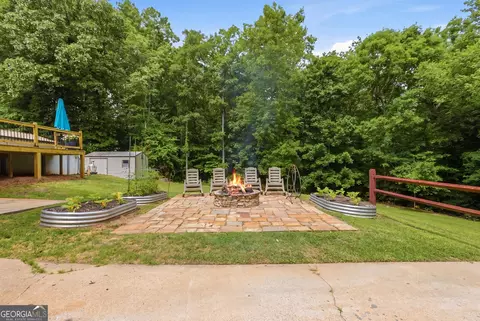 Exterior - 129 Foxdale Ct, Toccoa, GA 30577 photo 11 of 17