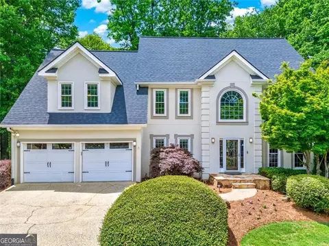 865 Devenish Ln, Roswell, GA 30075