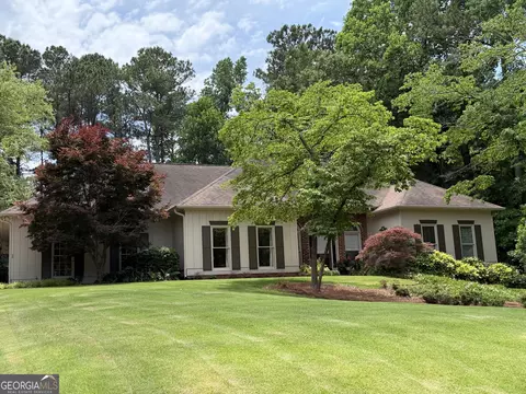 216 Ashford Cir, Lagrange, GA 30240