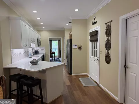 Entry Way - 216 Ashford Cir, Lagrange, GA 30240 photo 1 of 1