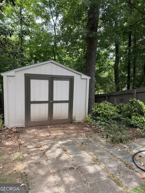 Exterior - 216 Ashford Cir, Lagrange, GA 30240 photo 7 of 9