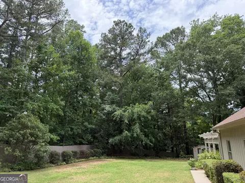 Exterior - 216 Ashford Cir, Lagrange, GA 30240 photo 3 of 9