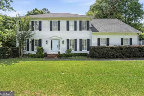 459 Yorkshire Dr, Macon, GA 31210