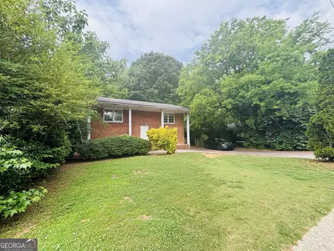 5925 Pinecreek Rd, Forest Park, GA 30297