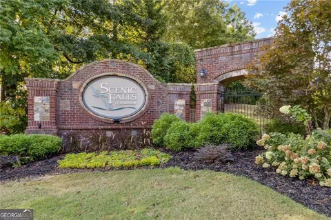 319 Water Oak Trl, Hoschton, GA 30548