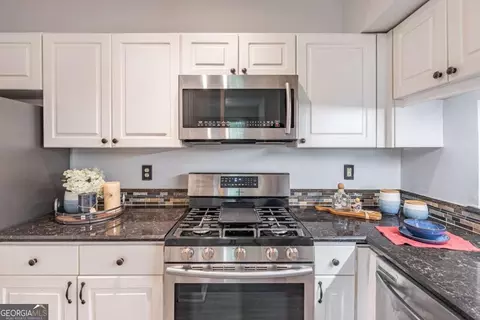 240 Renaissance Pkwy NE #204, Atlanta, GA 30308
