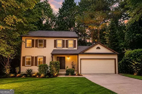 10535 Virginia Pine Ln, Alpharetta, GA 30022