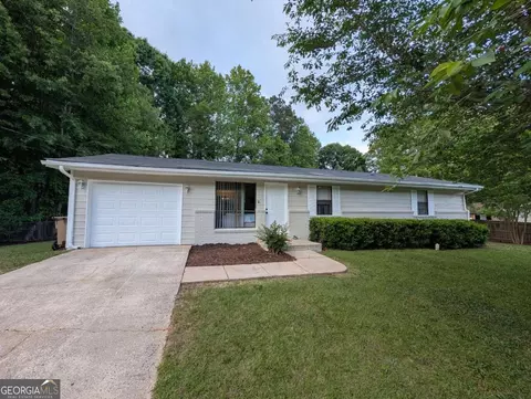 61 Trina Ave NE, Kennesaw, GA 30144