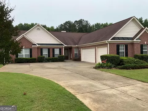 6237 Saddlehorse Dr, Flowery Branch, GA 30542
