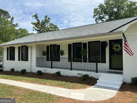 2197 N 2199 N Jefferson St NE, Milledgeville, GA 31061