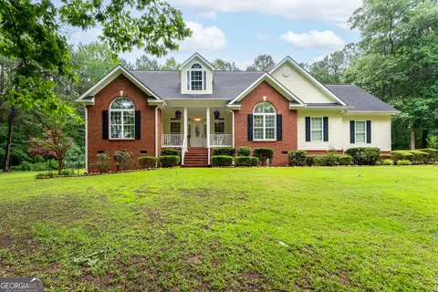 140 Honeysuckle Rd NW, Milledgeville, GA 31061