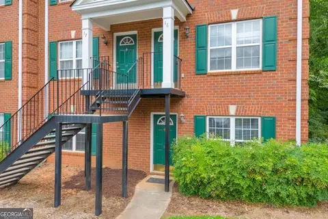 600 Mitchell Bridge Rd #16, Athens, GA 30606
