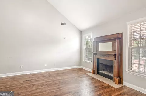 Living - 82 Newton Rd, Lagrange, GA 30240 photo 4 of 6