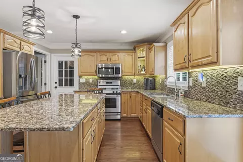 Kitchen - 25 Pates Lake Way, Hampton, GA 30228 photo 2 of 5