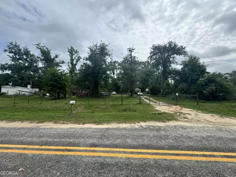 844 Dead River Rd, Uvalda, GA 30473