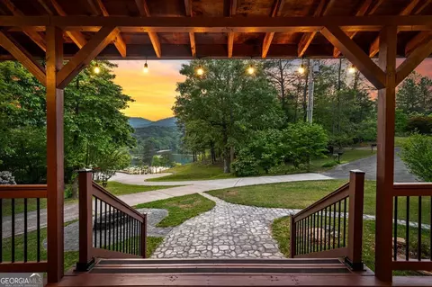 100 Lakeview Dr, Turtletown, TN 37391
