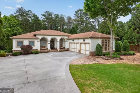 6010 Robbs Dr, Cumming, GA 30041