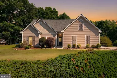 77 Hampton Forest Trl, Dahlonega, GA 30533