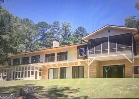 2101 Poplar Falls Rd, Lithonia, GA 30058